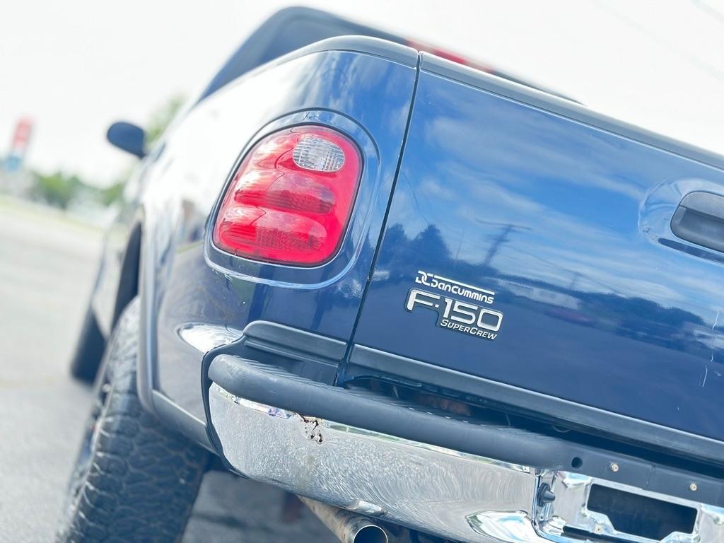 Ford F-150 XLT SuperCrew Short Bed 4WD 2002