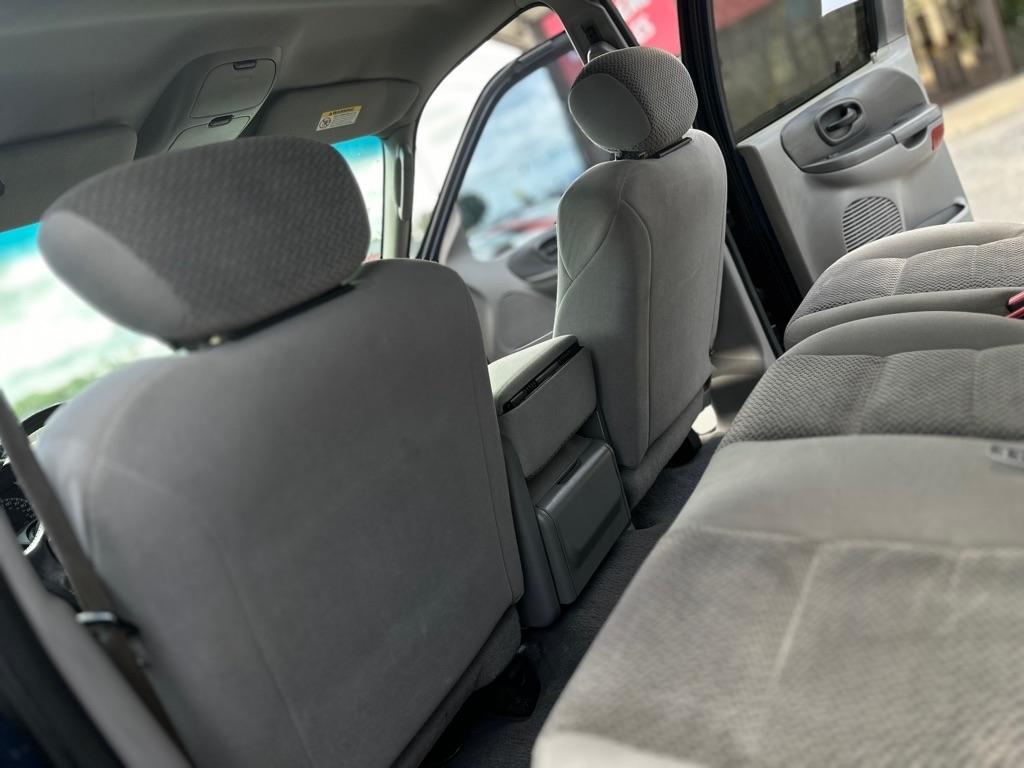 Ford F-150 XLT SuperCrew Short Bed 4WD 2002
