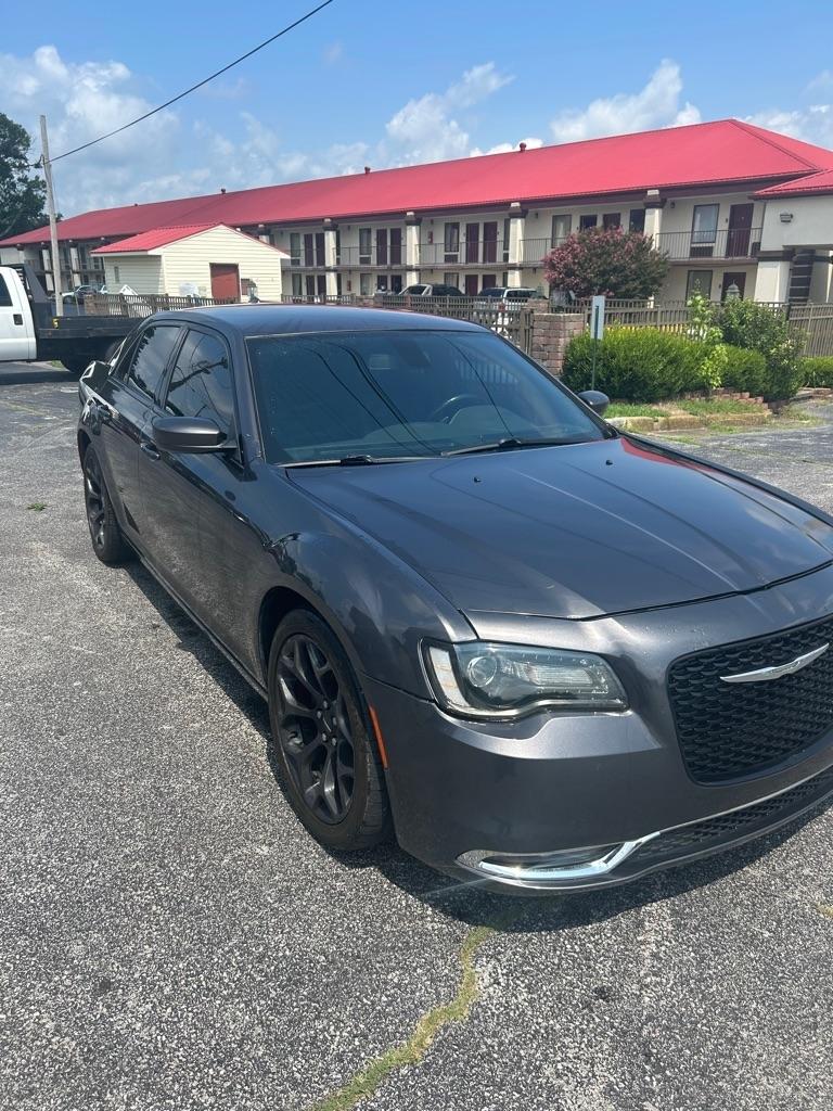 Chrysler 300 S V6 RWD 2019
