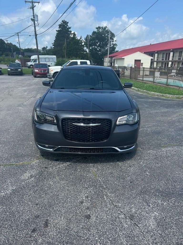 Chrysler 300 S V6 RWD 2019