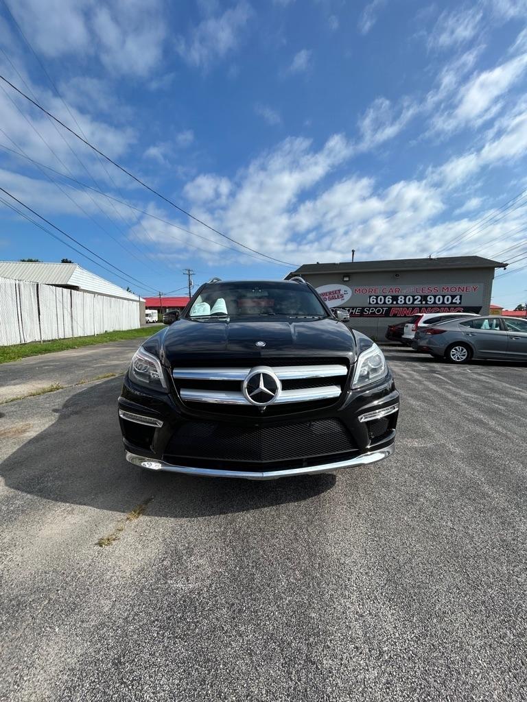 Mercedes-Benz GL-Class GL550 4MATIC 2015