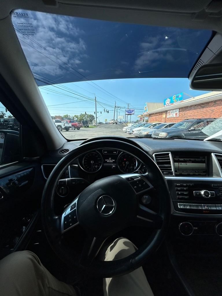 Mercedes-Benz GL-Class GL550 4MATIC 2015