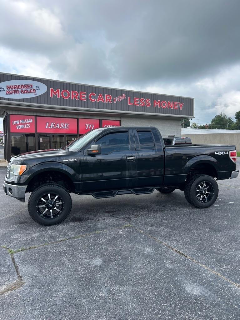 Ford F-150 XL SuperCab 8-ft. Bed 4WD 2013