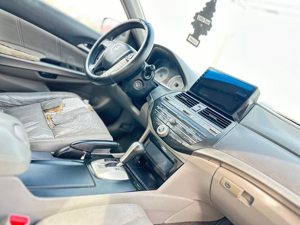 Honda Accord EX-L V-6 Sedan AT 2010