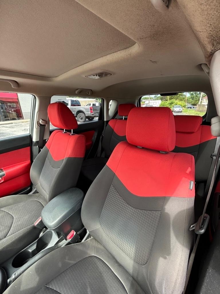 Kia Soul + 2010