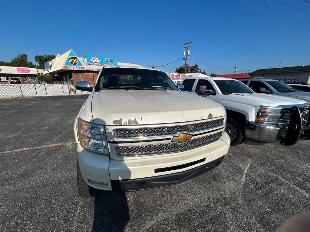 2013 Chevrolet Silverado 1500 LTZ Crew Cab 4WD