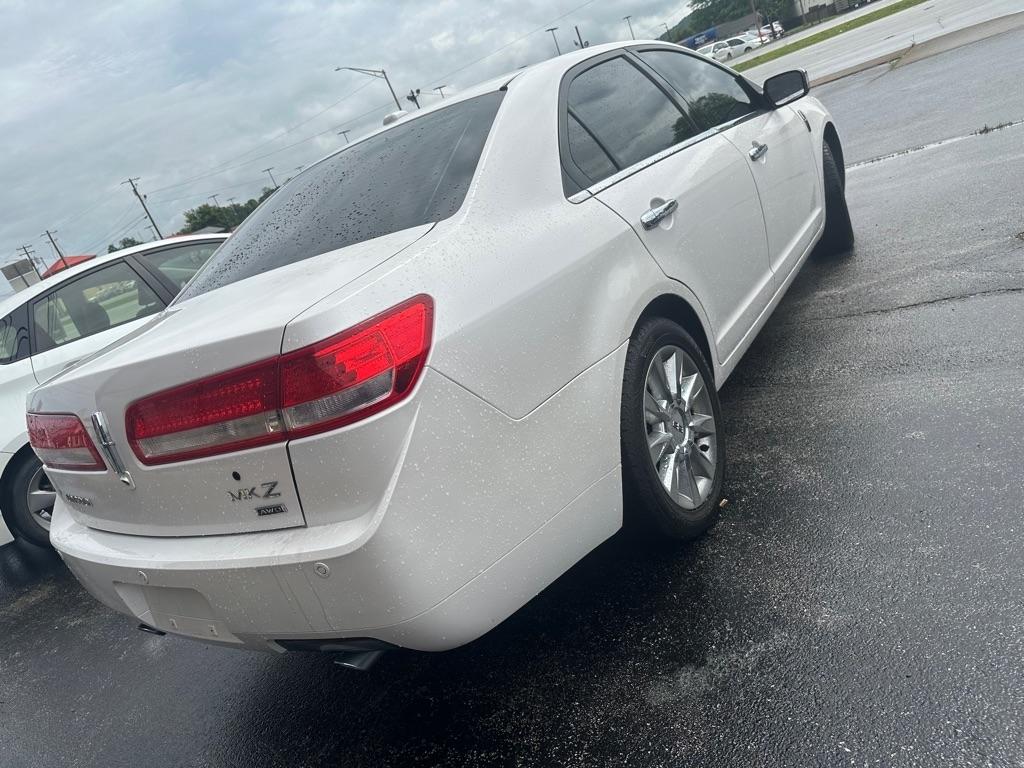 Lincoln MKZ AWD 2011