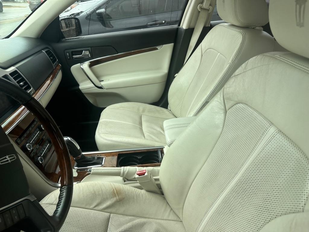 Lincoln MKZ AWD 2011