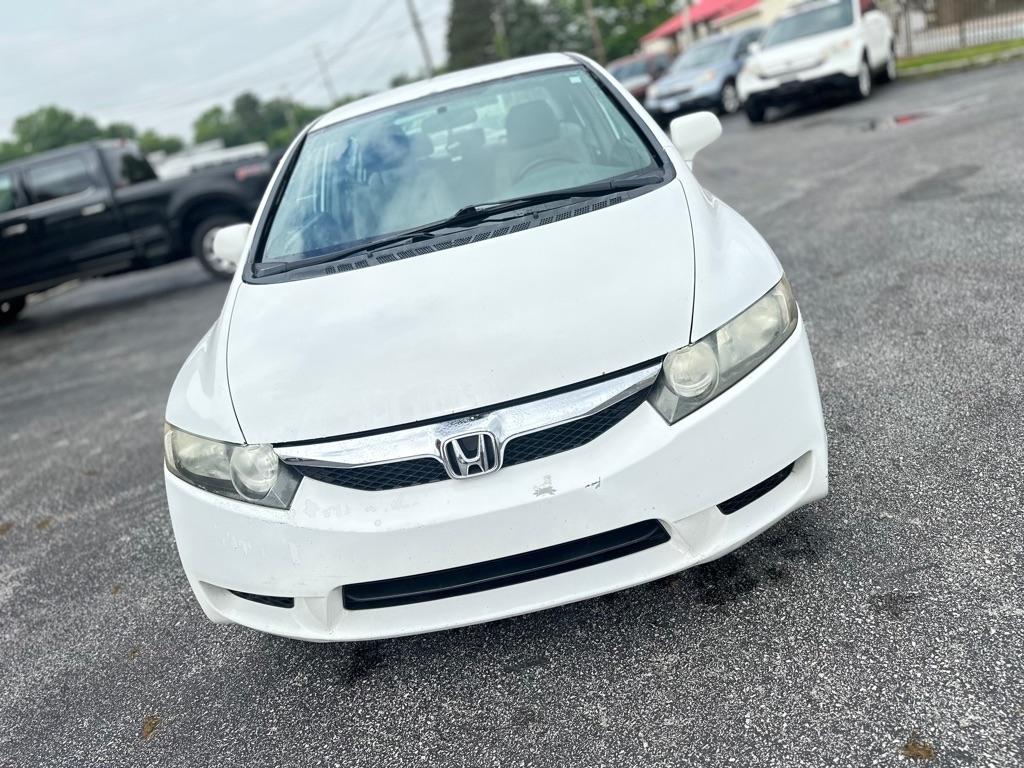 Honda Civic LX Sedan 5-Speed AT 2010