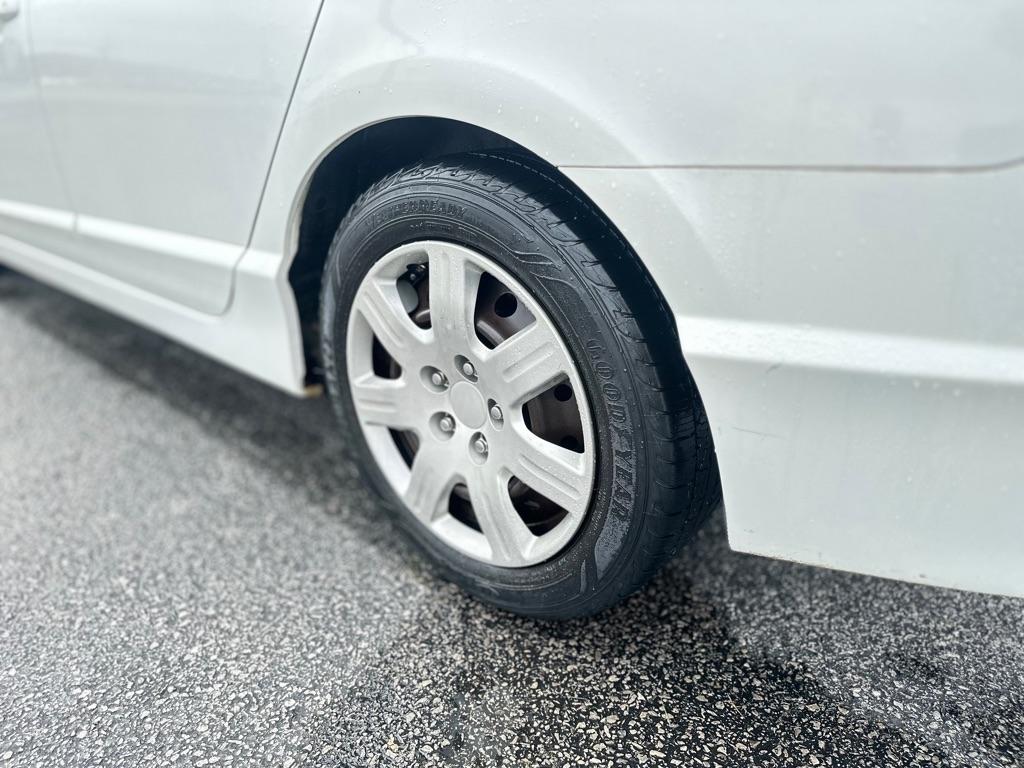 Honda Civic LX Sedan 5-Speed AT 2010