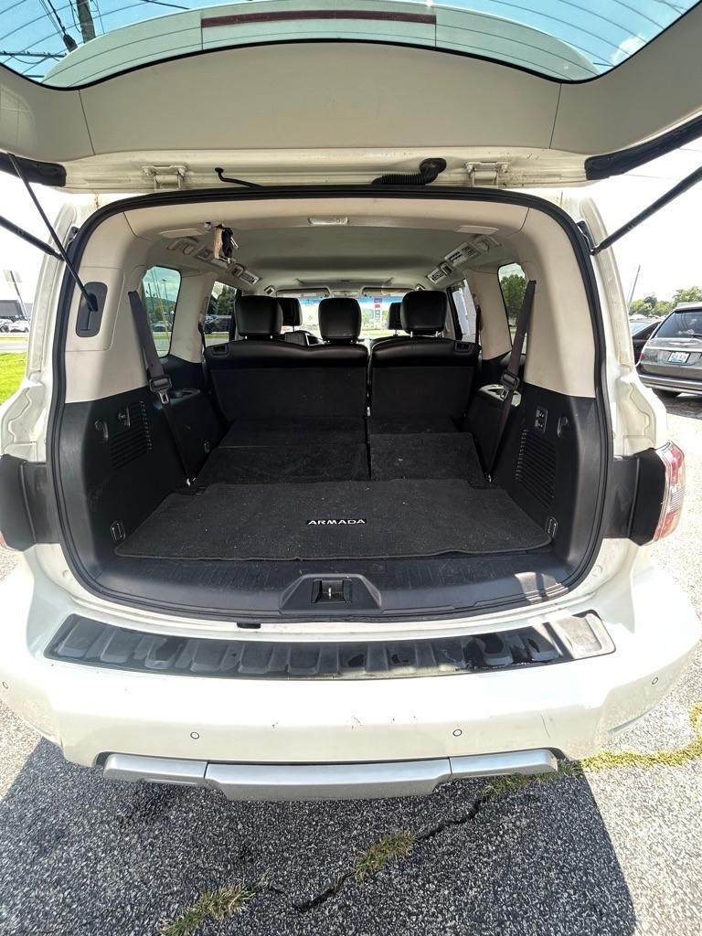Nissan Armada SV 2WD 2017