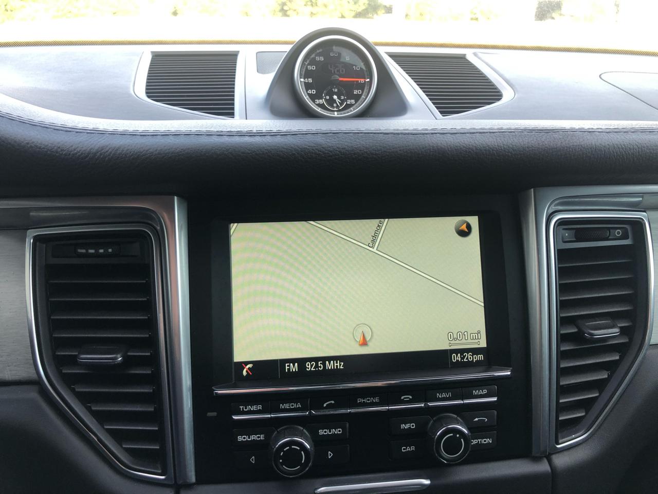 Porsche Macan Turbo 2015