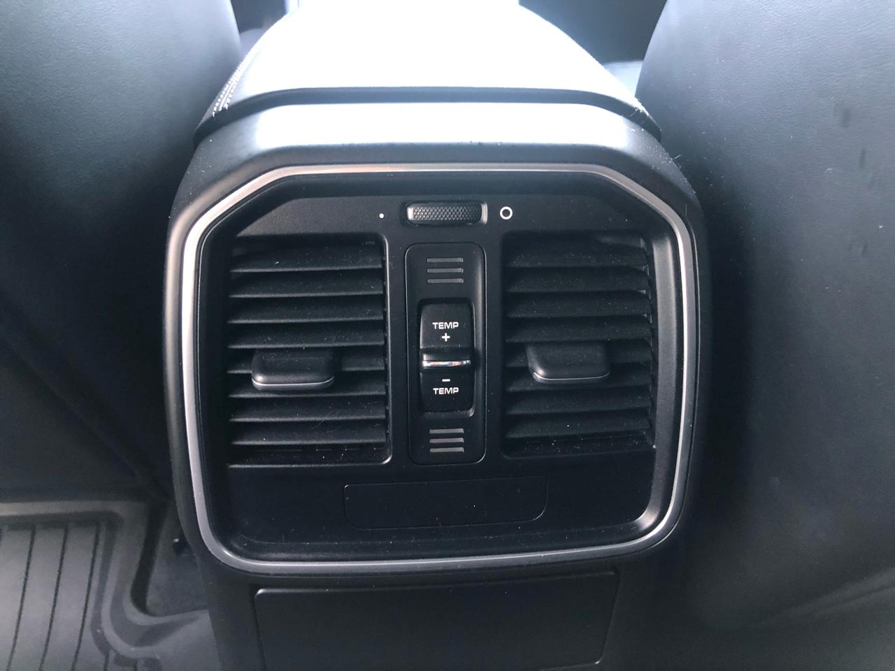 Porsche Macan Turbo 2015