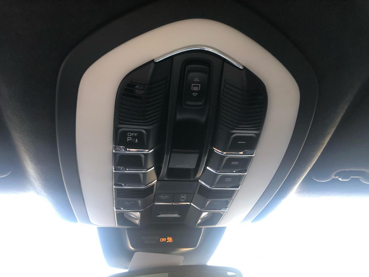 Porsche Macan Turbo 2015