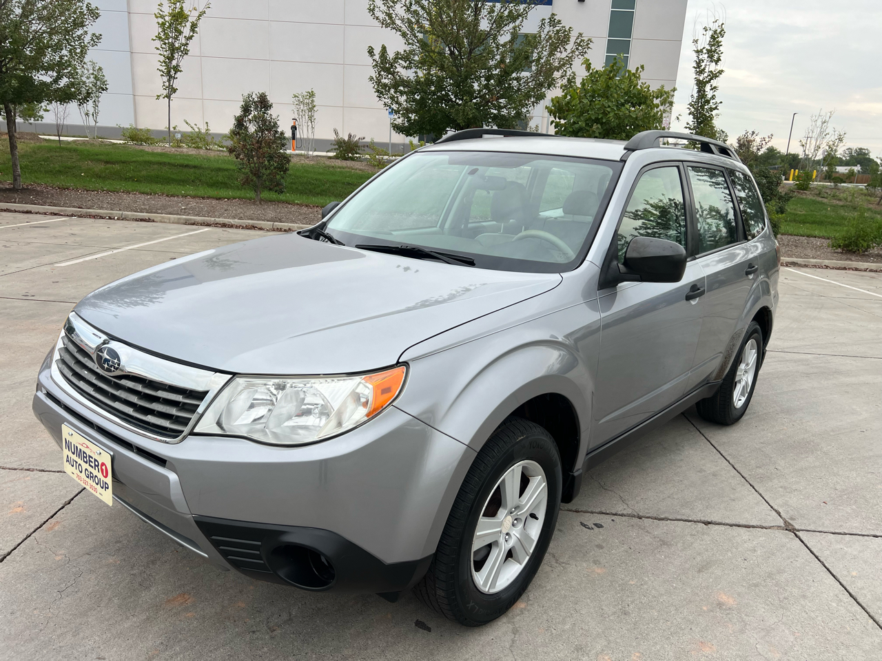 2010 Subaru Forester photo 3