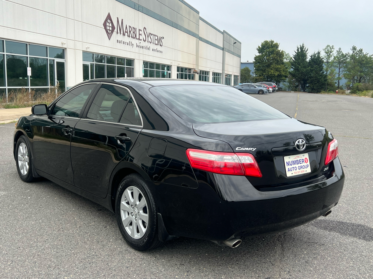 2009 Toyota Camry XLE V6 photo 2