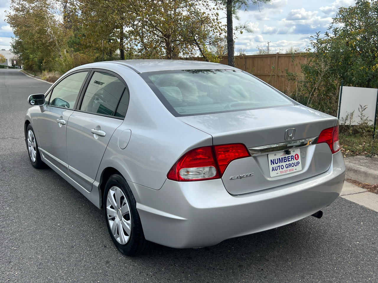 Honda Civic 4dr Sdn LX Auto 2011 Honda Civic 4dr Sdn LX Auto 2011