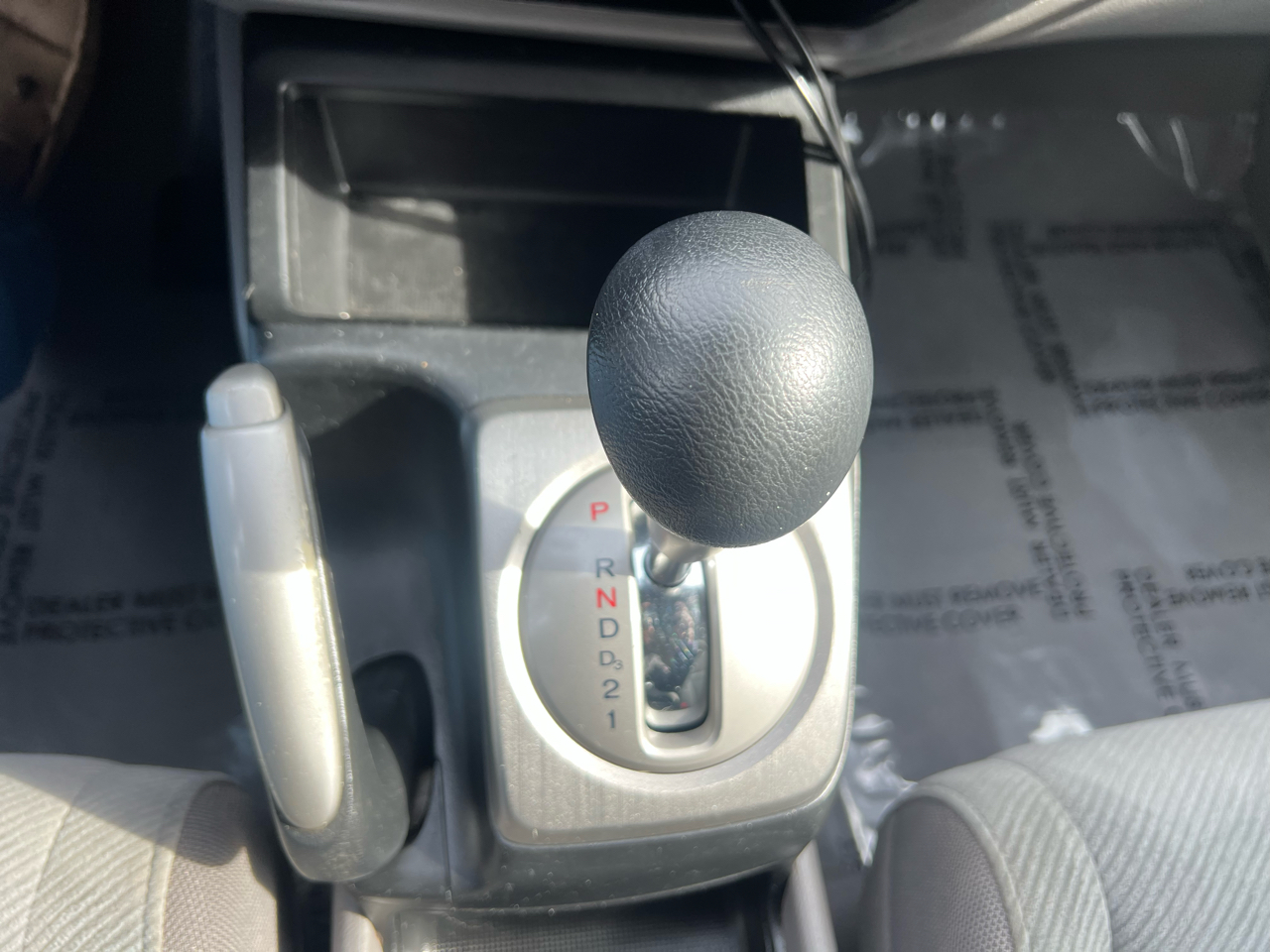 Honda Civic 4dr Sdn LX Auto 2011 Honda Civic 4dr Sdn LX Auto 2011
