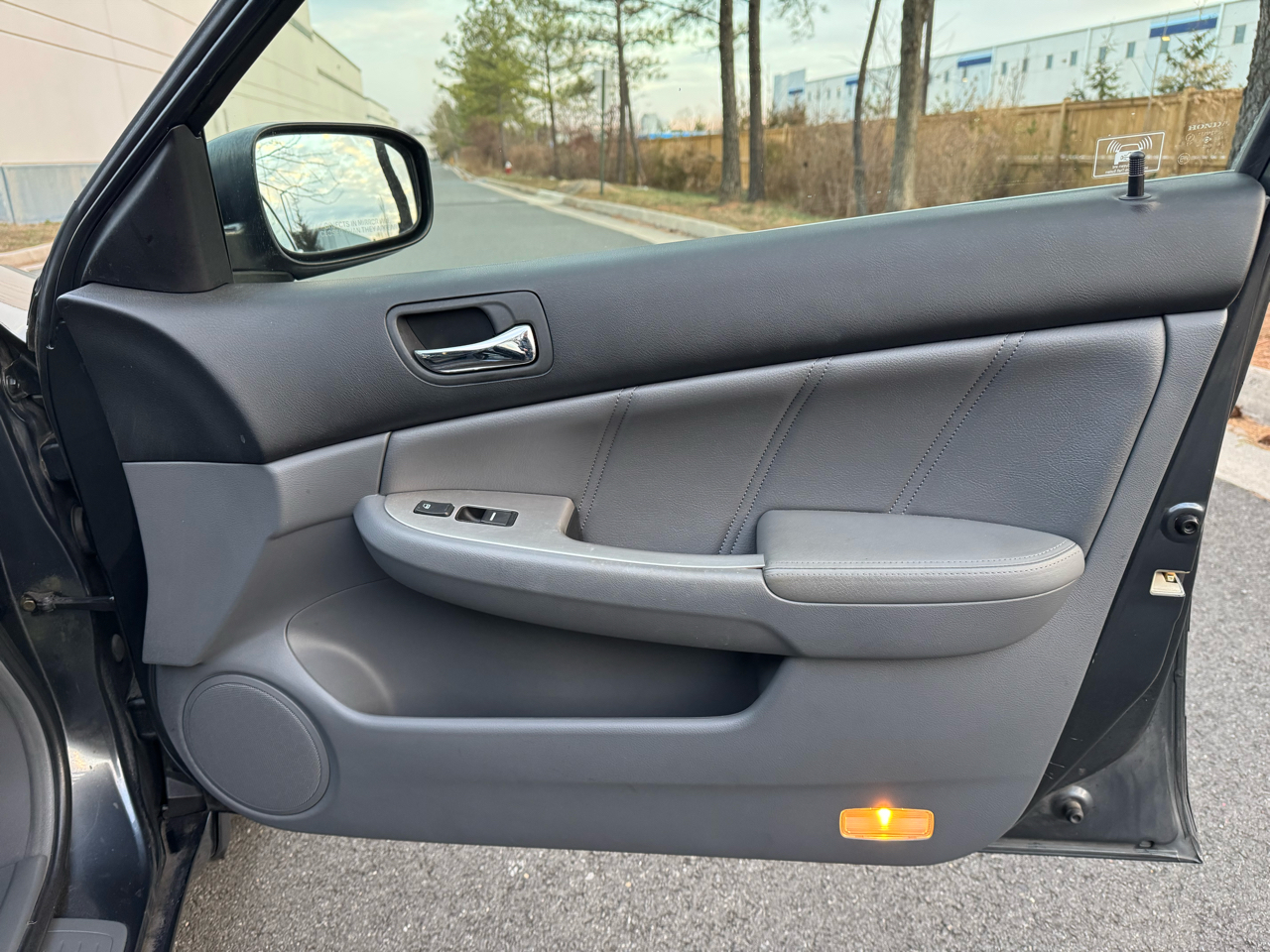 Honda Accord Hybrid V6 5-Speed AT 2005