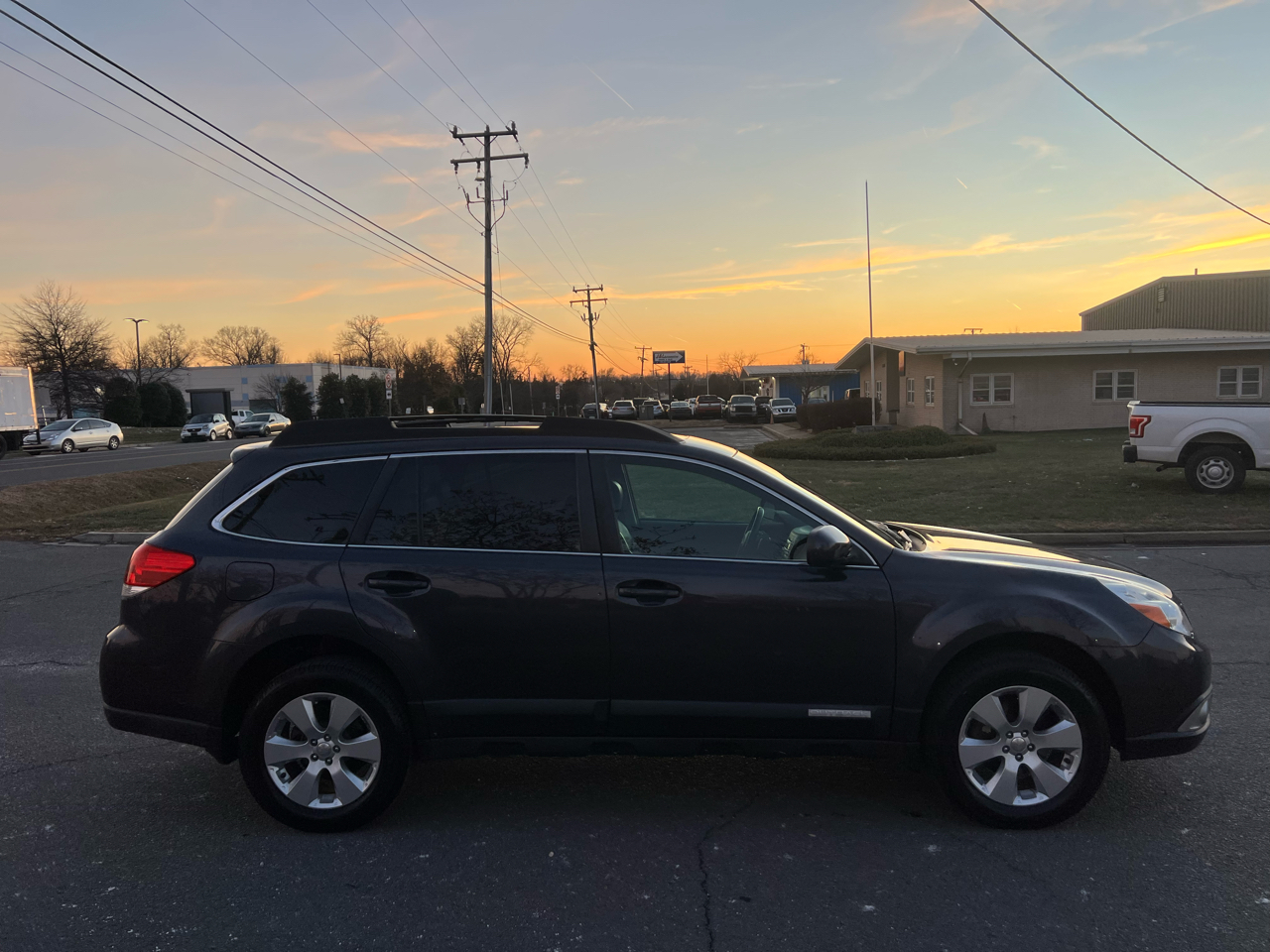 Subaru Outback 2.5i Limited 2011