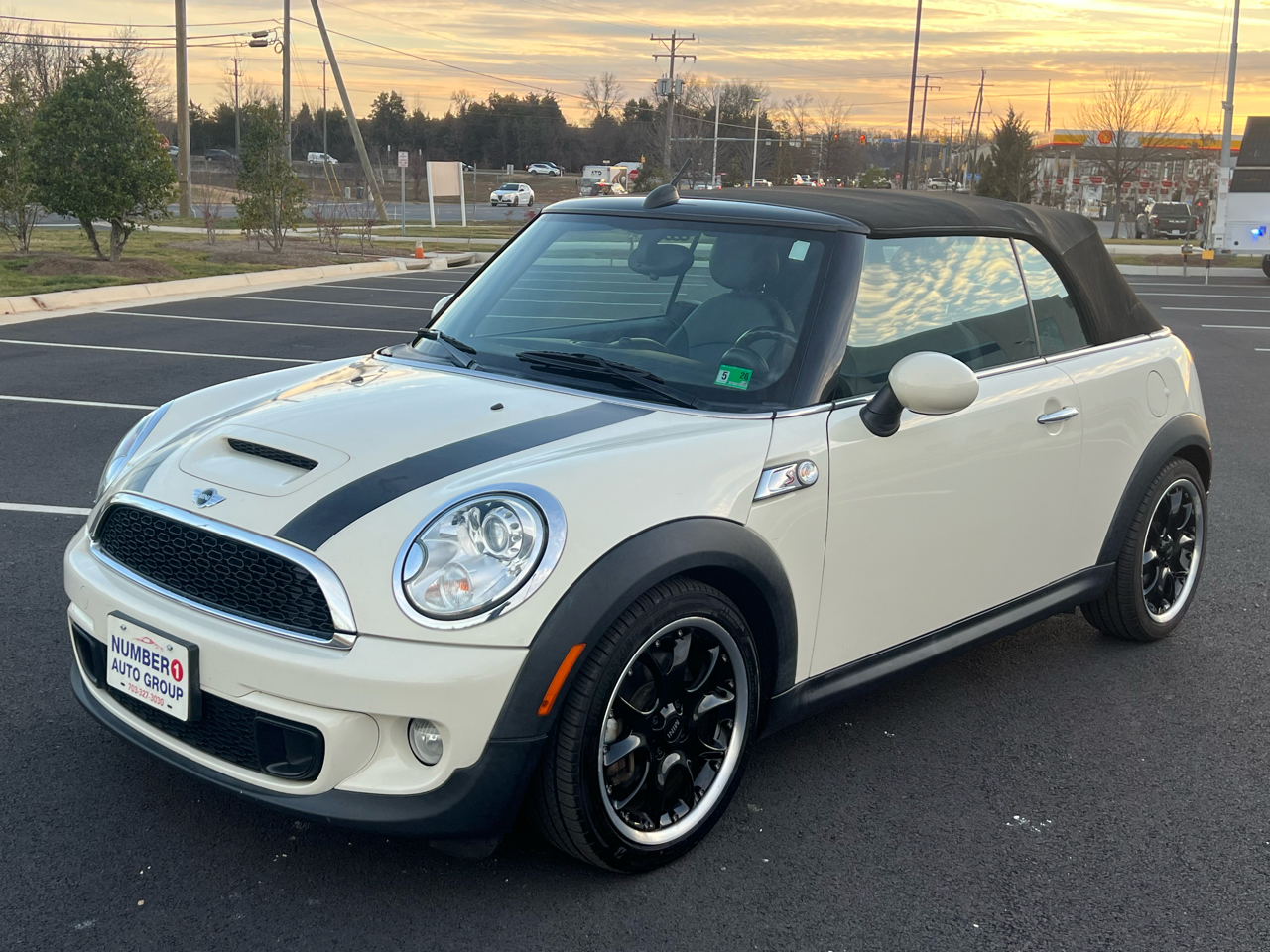 MINI Cooper S Convertible 2011