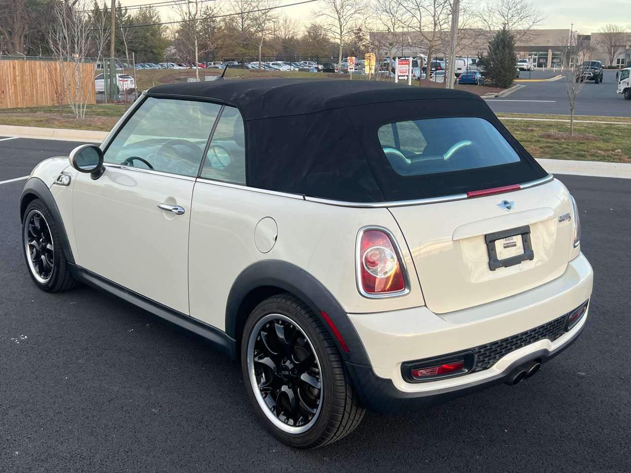 MINI Cooper S Convertible 2011