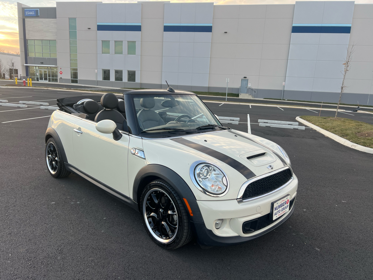 MINI Cooper S Convertible 2011