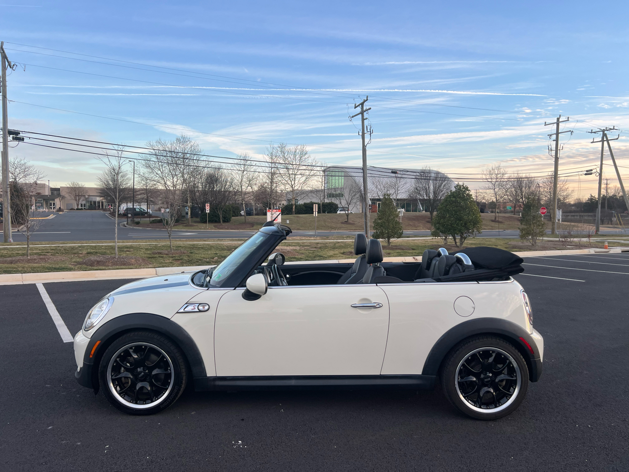 MINI Cooper S Convertible 2011