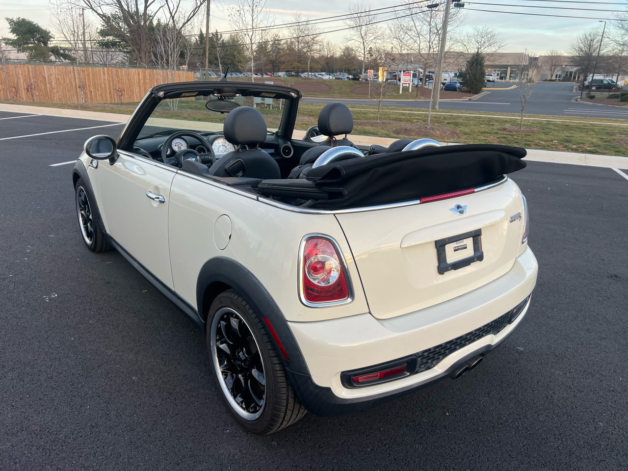 MINI Cooper S Convertible 2011