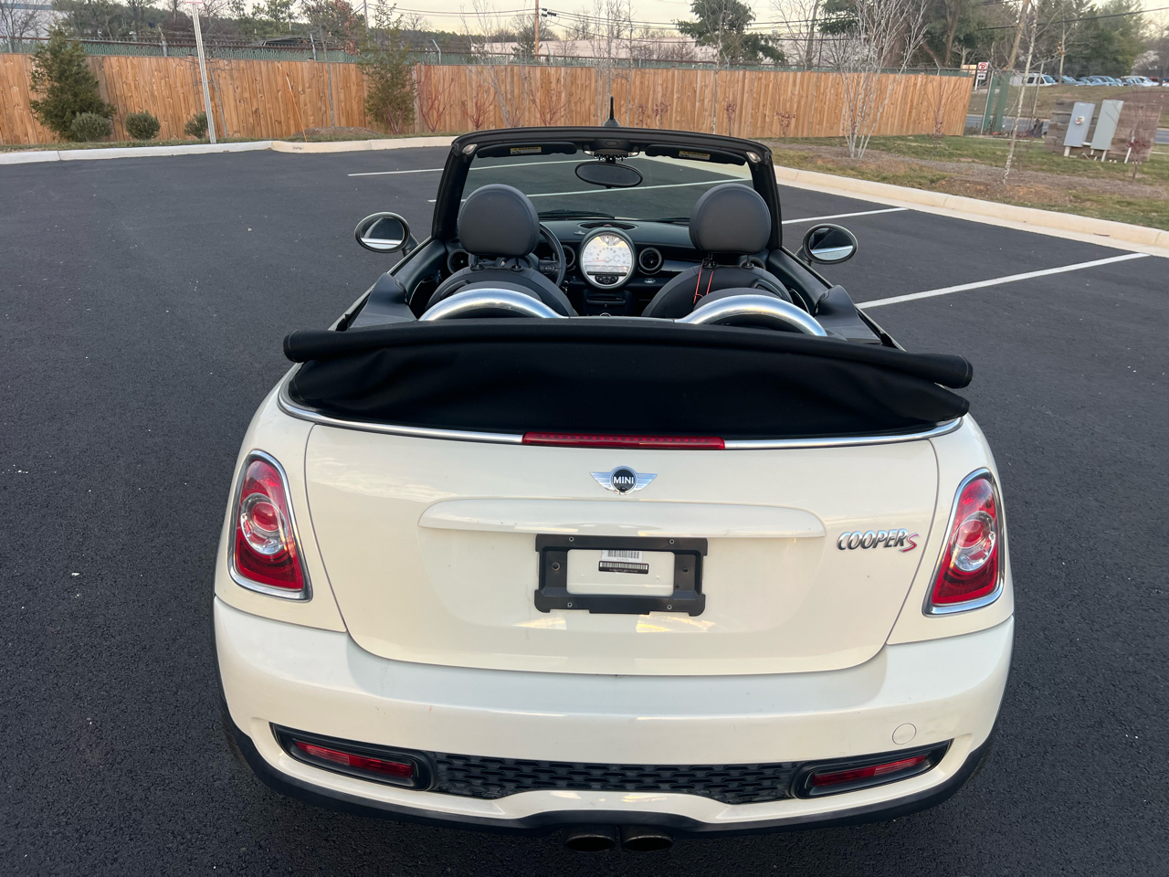 MINI Cooper S Convertible 2011