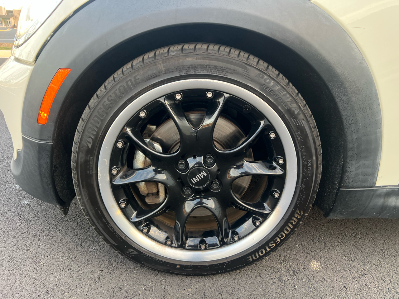 MINI Cooper S Convertible 2011