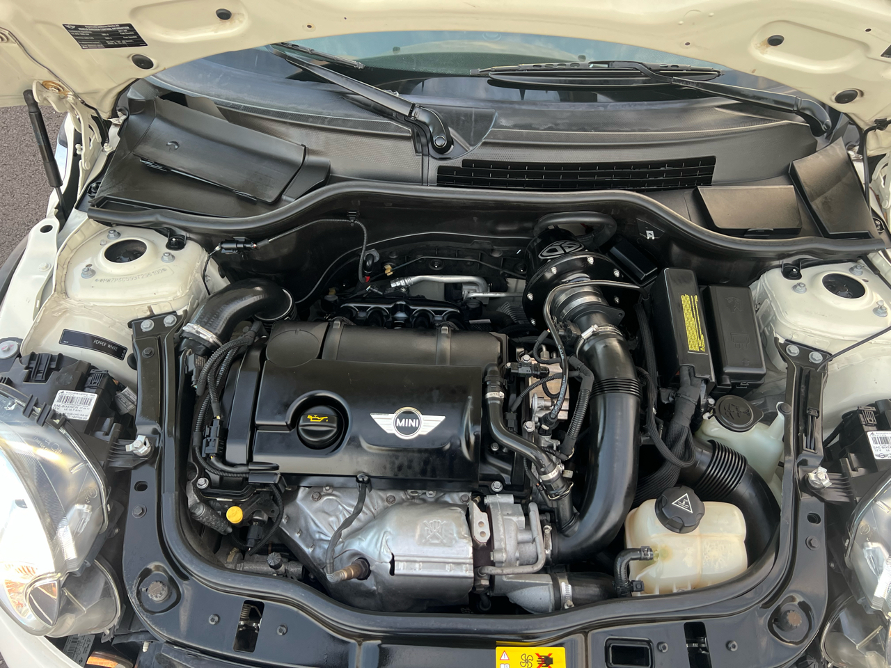 MINI Cooper S Convertible 2011