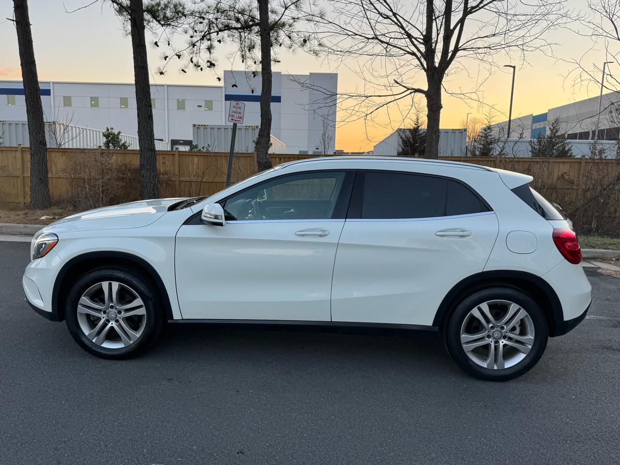 Mercedes-Benz GLA-Class GLA250 4MATIC 2015