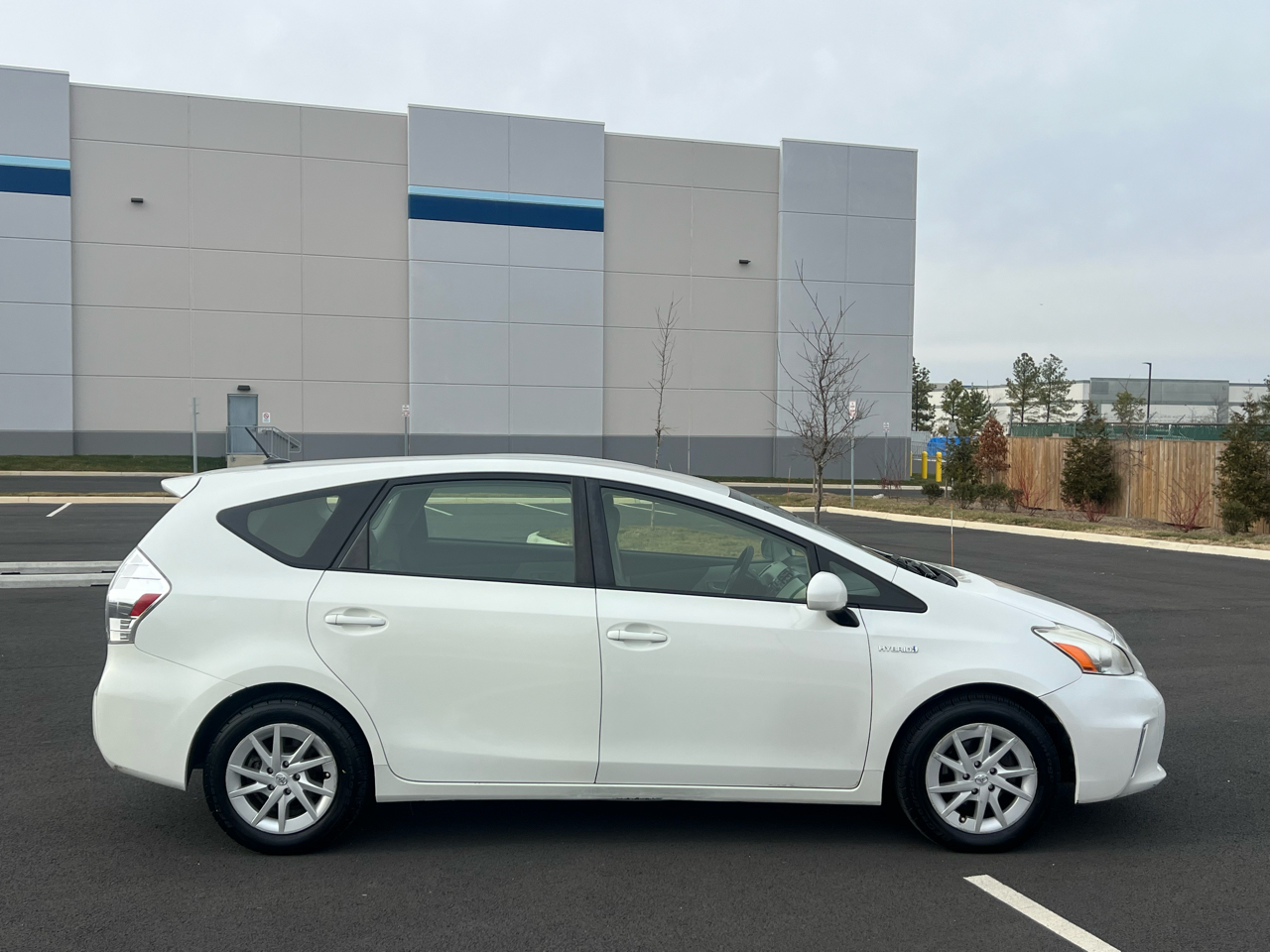 Toyota Prius V Two 2012