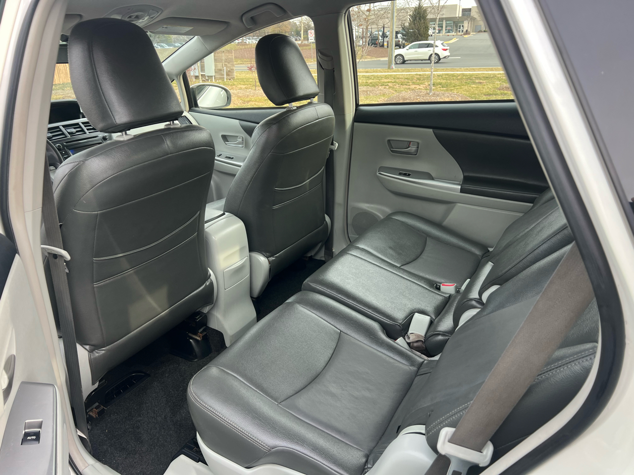 Toyota Prius V Two 2012