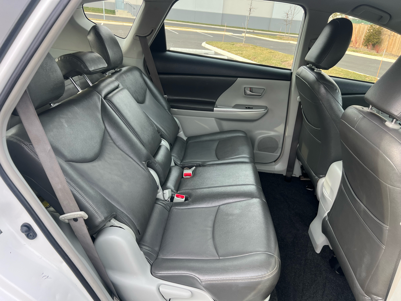 Toyota Prius V Two 2012