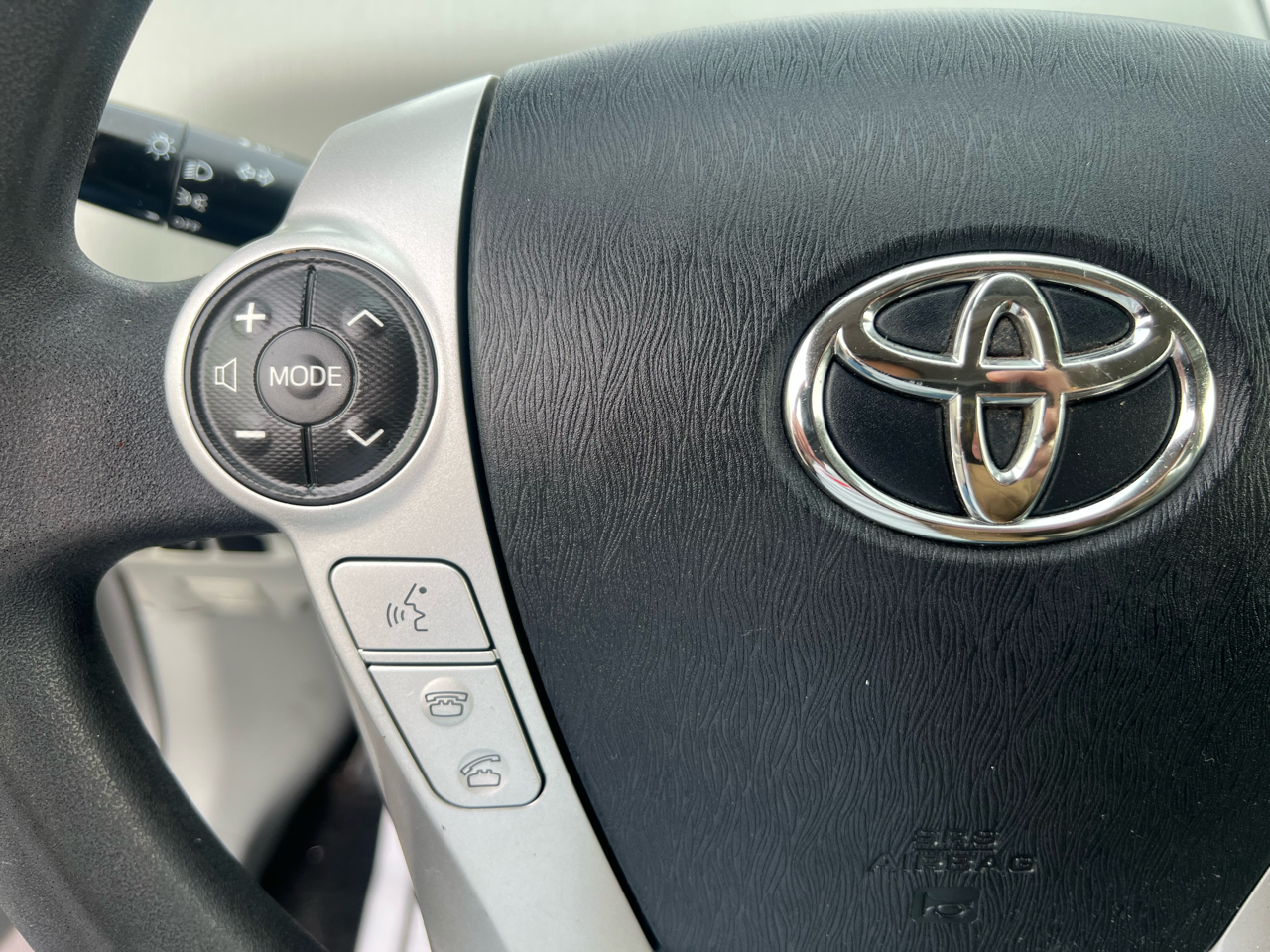 Toyota Prius V Two 2012