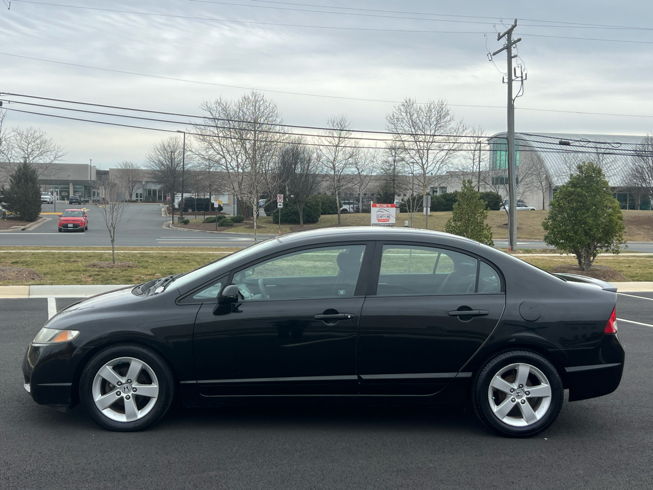 Honda Civic 4dr Sdn LX Auto 2010