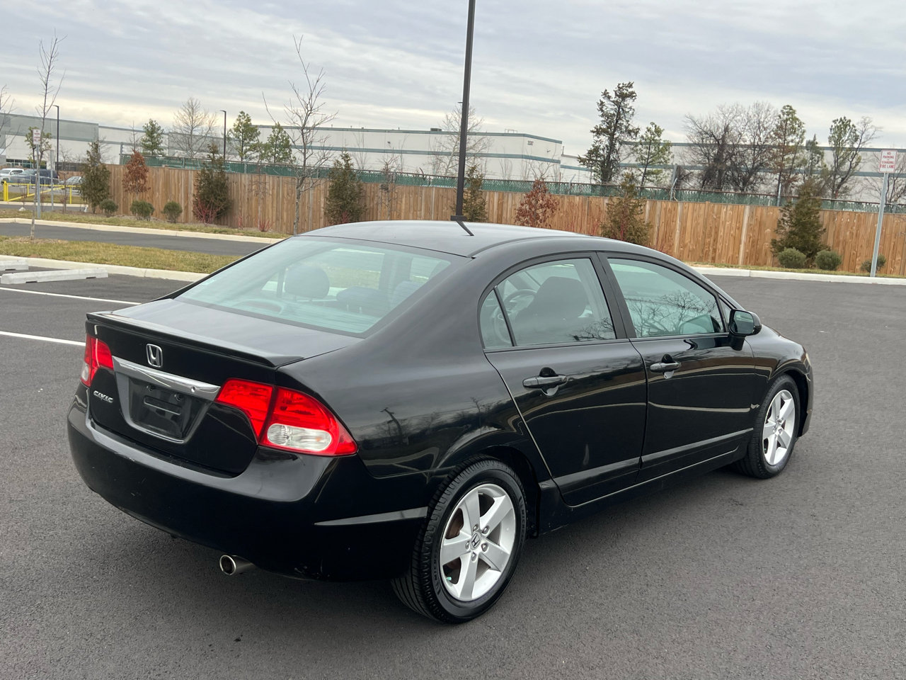 Honda Civic 4dr Sdn LX Auto 2010