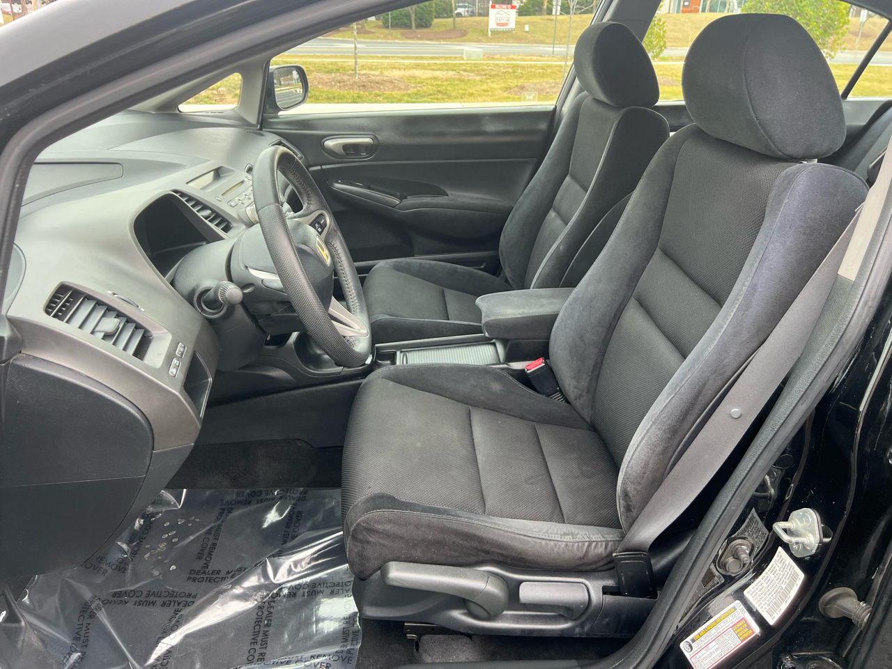 Honda Civic 4dr Sdn LX Auto 2010