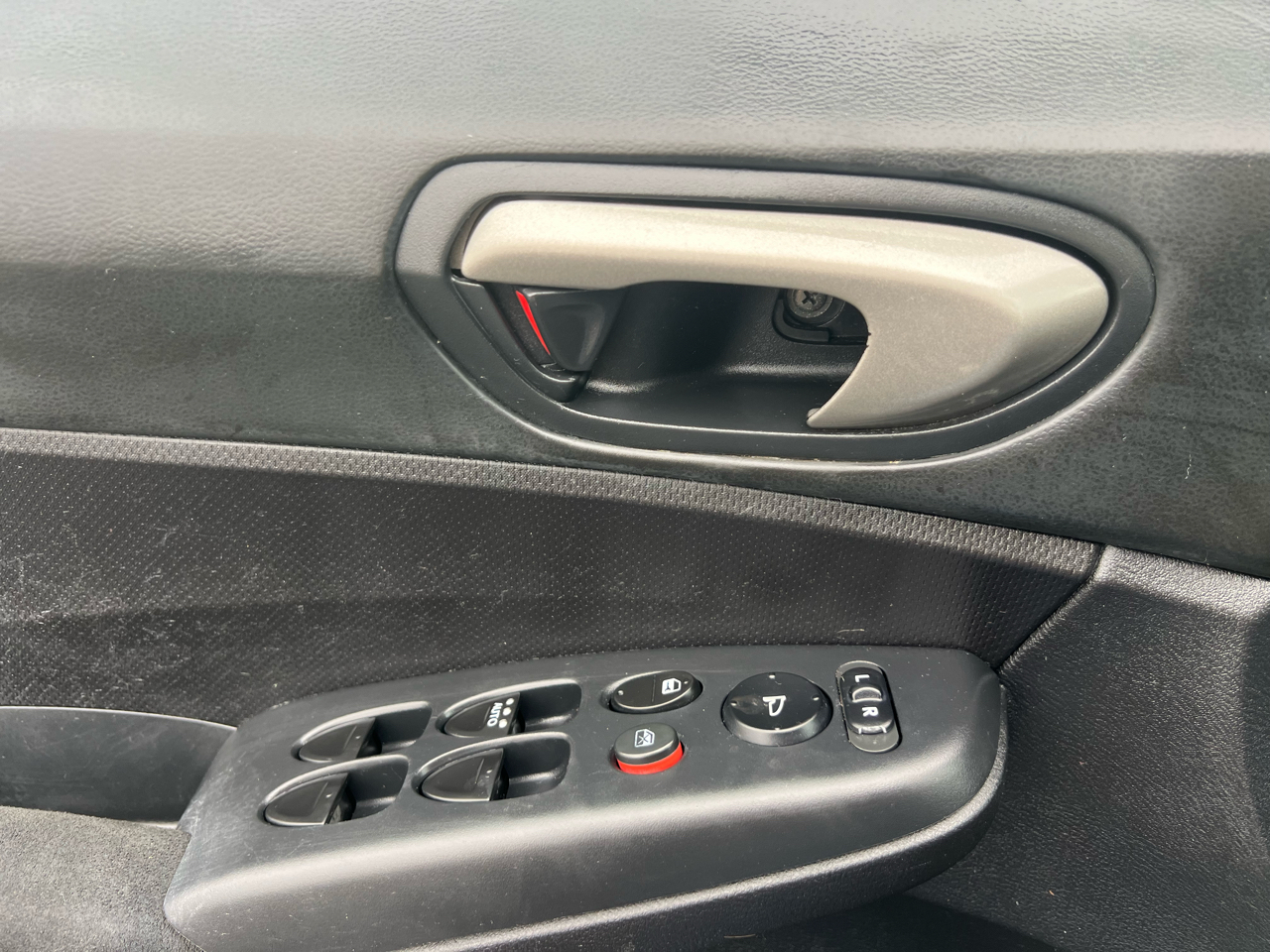 Honda Civic 4dr Sdn LX Auto 2010