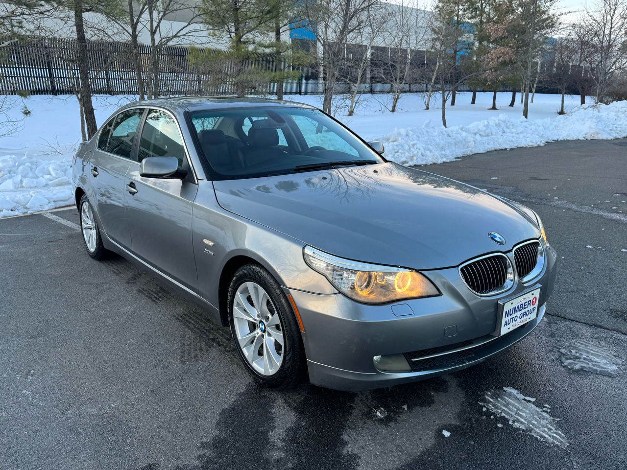 BMW 5-Series 535xi 2009