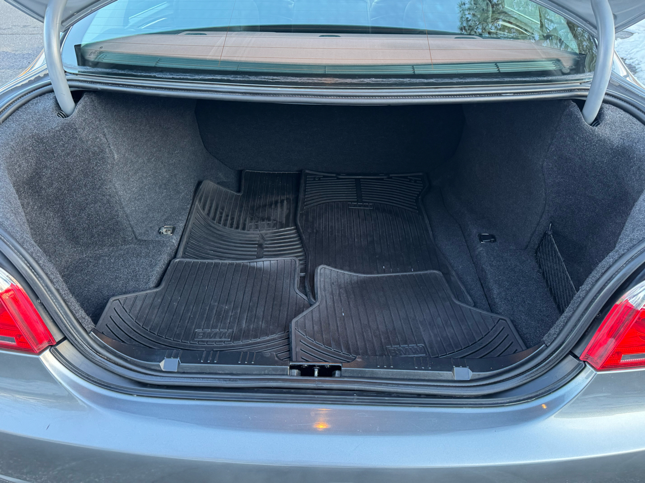 BMW 5-Series 535xi 2009