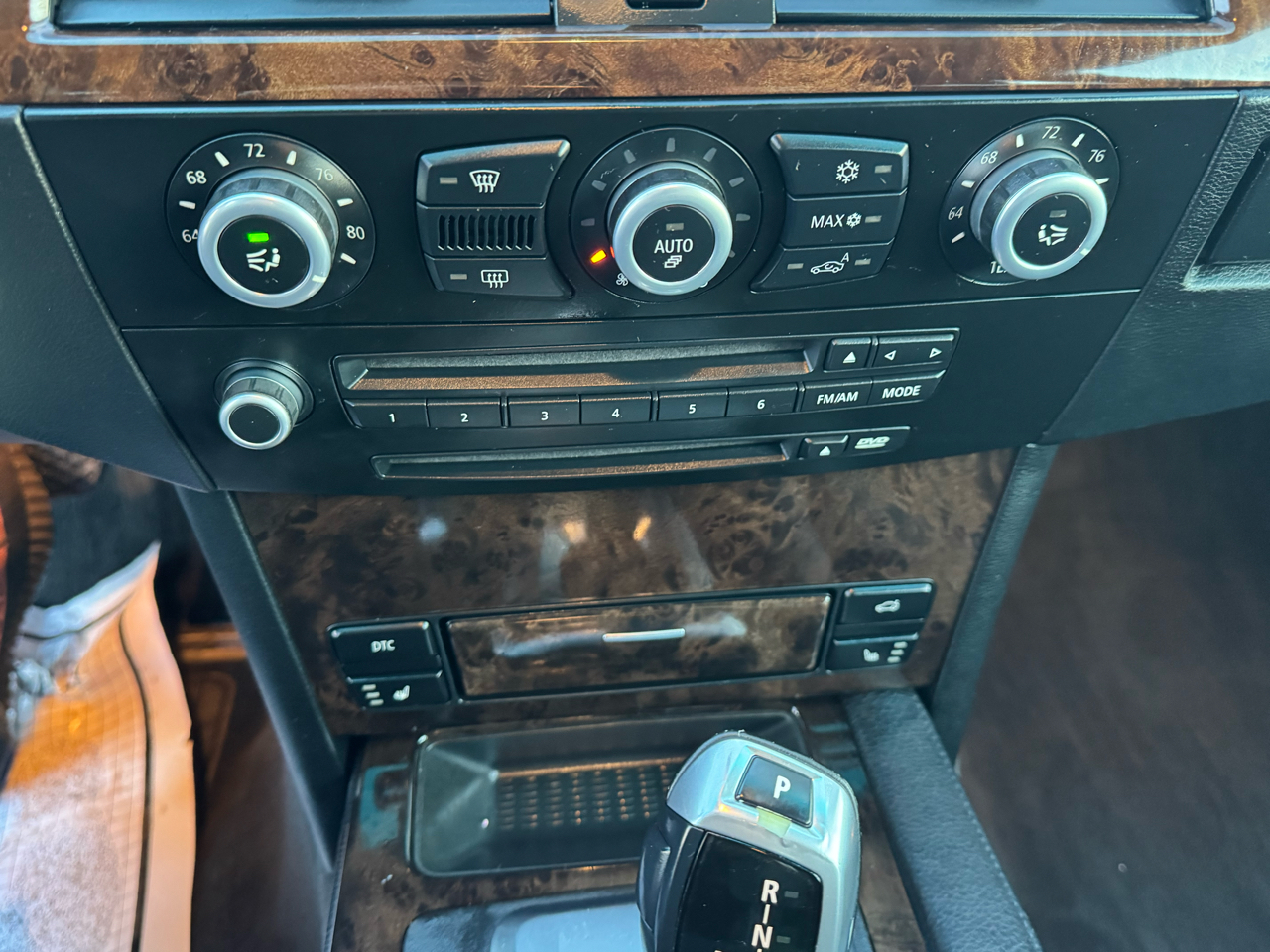 BMW 5-Series 535xi 2009