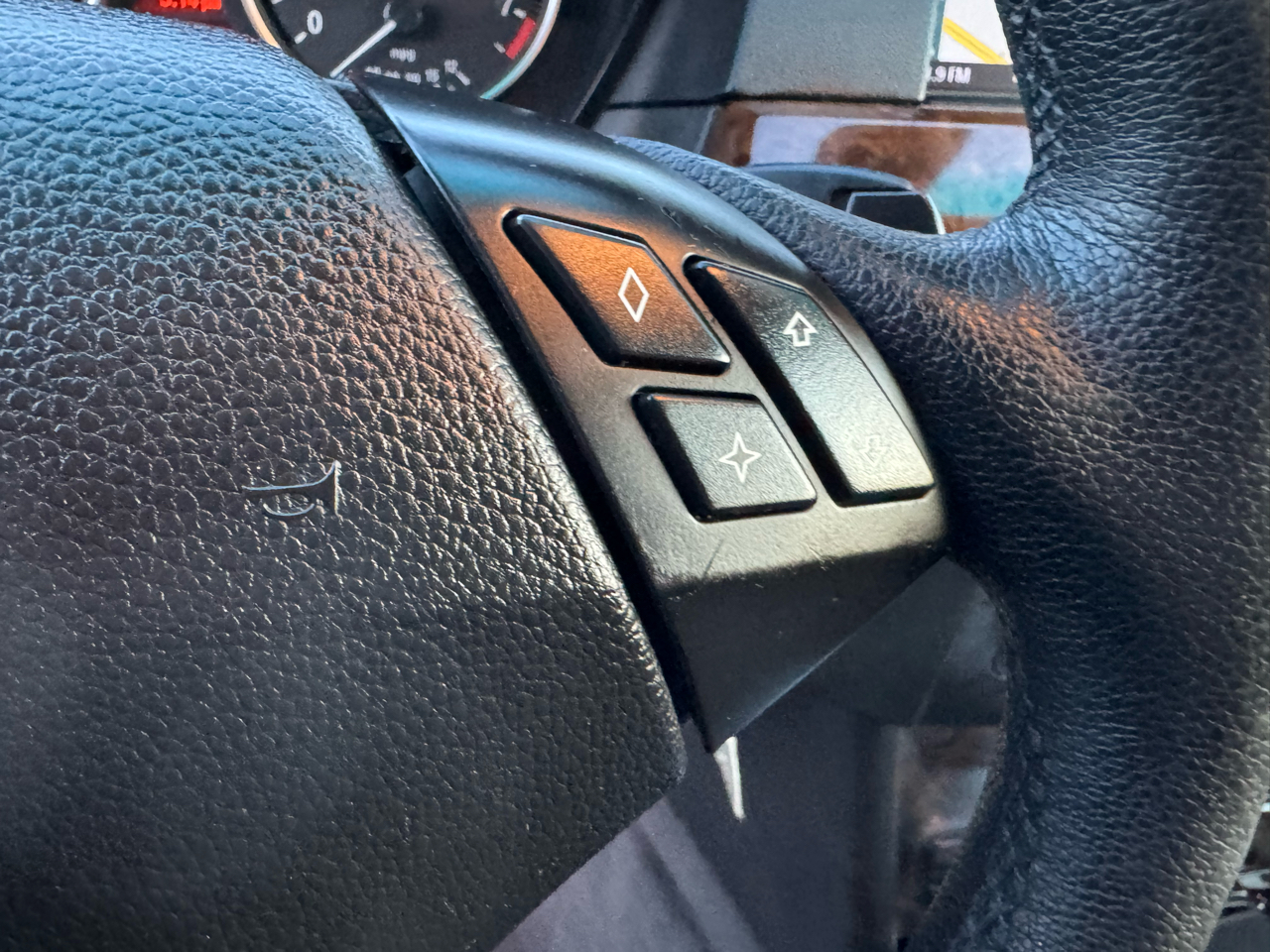 BMW 5-Series 535xi 2009