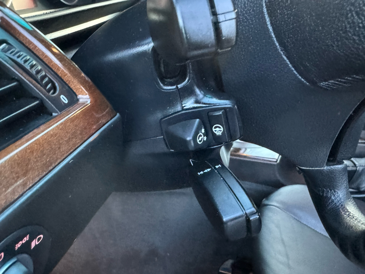 BMW 5-Series 535xi 2009