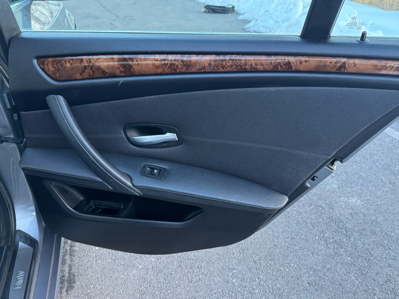 BMW 5-Series 535xi 2009