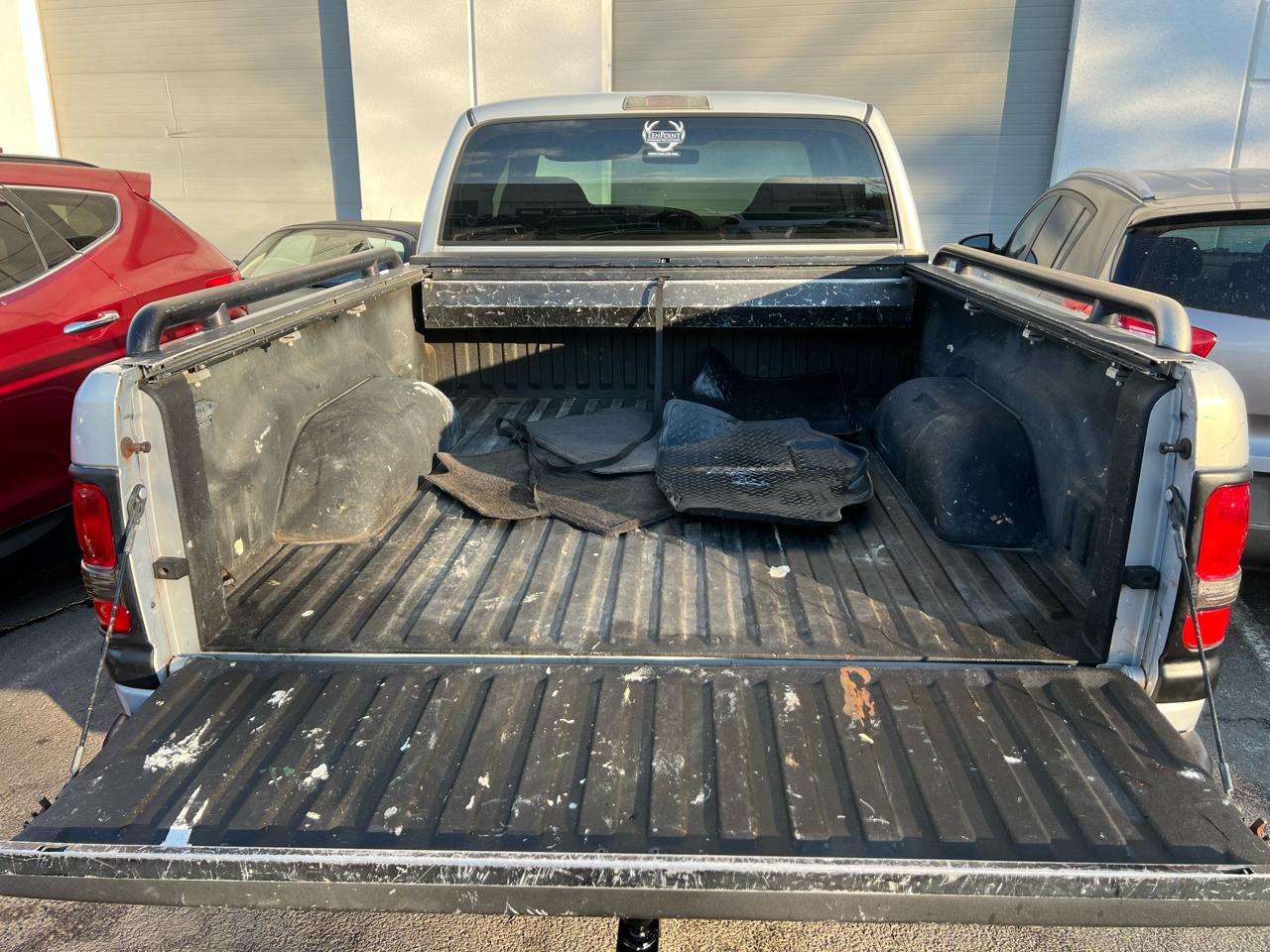 Dodge Ram 1500 Quad Cab Short Bed 4WD 2000