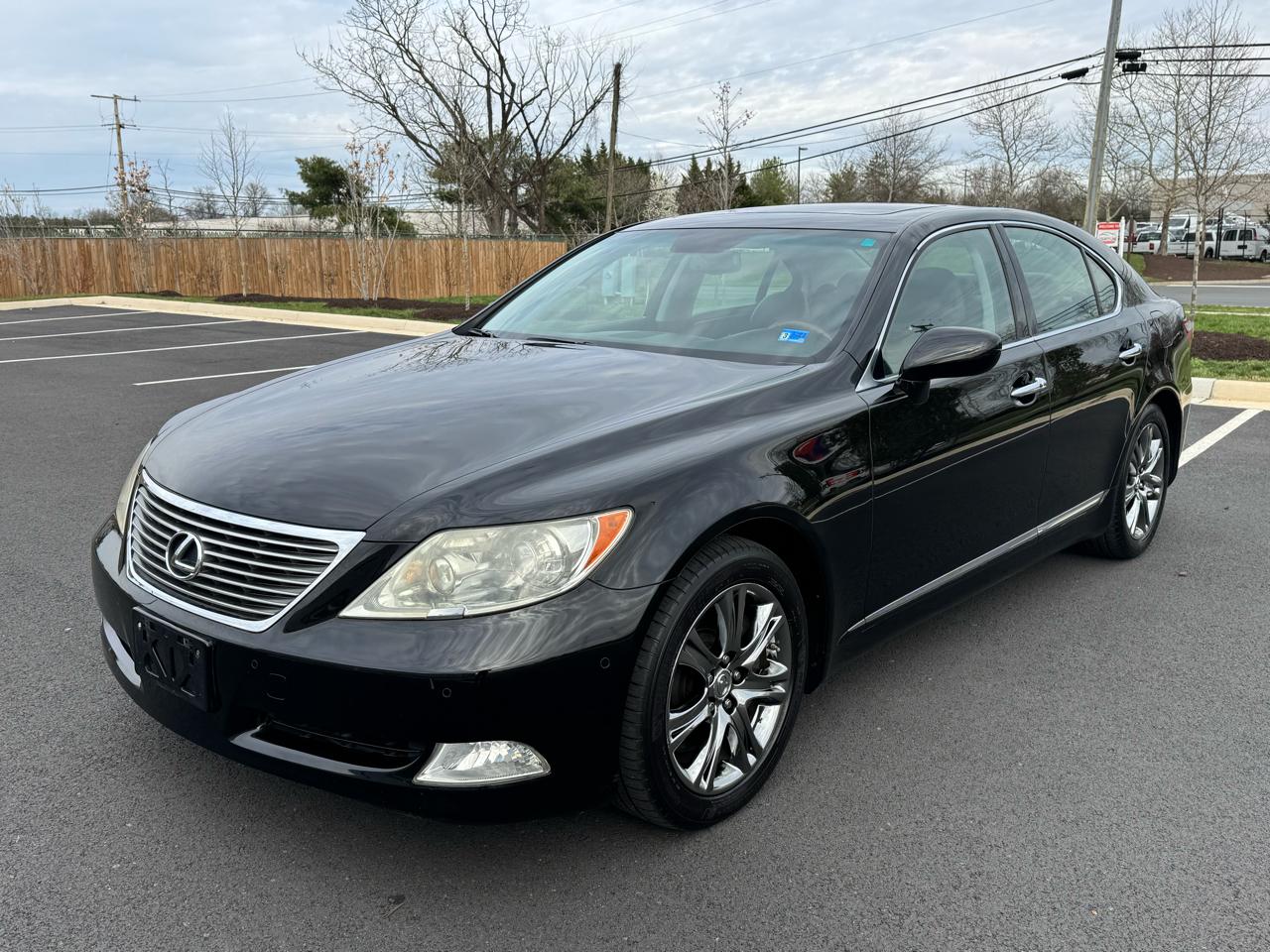 Lexus LS 460 Luxury Sedan AWD 2009