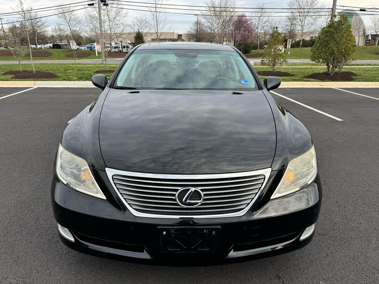 Lexus LS 460 Luxury Sedan AWD 2009